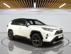 White Used 2019 Toyota RAV4 SUV | £22,599 (Fair price)