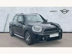 Midnight black ii Used 2022 Mini Cooper S Countryman Exclusive SUV | £25,595 (A bit pricey)