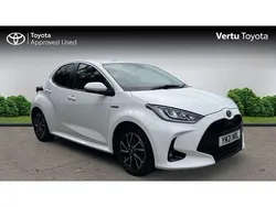 White Used 2021 Toyota Yaris Hybrid Design Hatchback | £16,447 (Fair price)