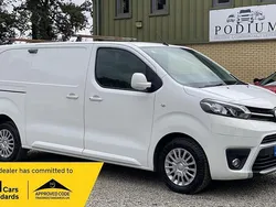 White Used 2018 Toyota Proace Comfort Van | £8,990 (Fair price)