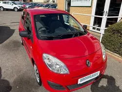 Red Used 2010 Renault Twingo Expression Hatchback | £2,995 (A bit pricey)