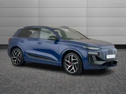 Blue Used 2024 Audi Q6 e-tron Advanced SUV | £69,991 (Fair price)