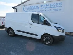White Used 2018 Ford Transit Custom Van | £11,994 (Expensive)