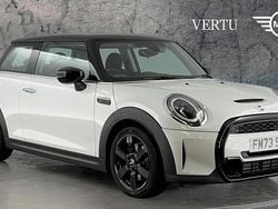 White Used 2023 Mini Cooper S Classic Hatchback | £21,081 (Good price)