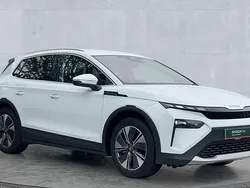 White Used 2025 Skoda Elroq SUV | £33,100 (Fair price)