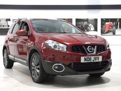 Red Used 2011 Nissan Qashqai +2 Tekna SUV | £6,499 (Expensive)