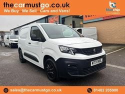White Used 2020 Peugeot Partner Van | £8,490 (Fair price)