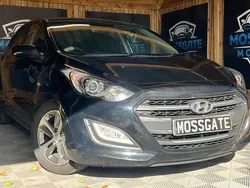 Black Used 2016 Hyundai i30 SE Hatchback | £6,995 (Fair price)