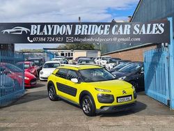 Yellow Used 2015 Citroën C4 Cactus Feel Hatchback | £3,499 (Fair price)
