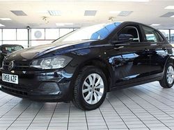 Black Used 2018 VW Polo SE Hatchback | £8,390 (Fair price)