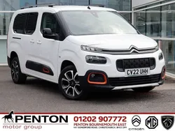 White Used 2022 Citroën Berlingo XTR MPV | £25,490 (Expensive)