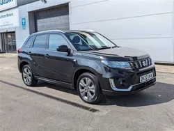 Black Used 2022 Suzuki Vitara SZ-T SUV | £16,295 (Fair price)