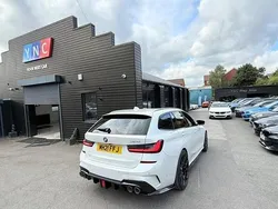 White Used 2021 BMW 318 M Sport Estate | £21,991 (Expensive)