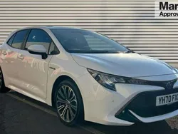 White Used 2020 Toyota Corolla Design Hatchback | £15,491 (Fair price)