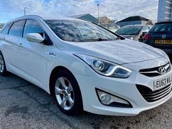 White Used 2013 Hyundai i40 Active Estate | £2,850 (Good price)