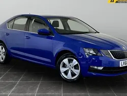 Blue Used 2018 Skoda Octavia SE Technology Hatchback | £9,595 (Fair price)