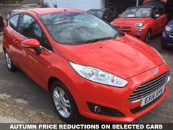 Red Used 2014 Ford Fiesta Zetec Hatchback | £4,995 (Fair price)
