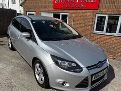 Moondust silver Used 2013 Ford Focus Zetec Hatchback | £3,995 (Fair price)