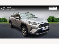 Silver Used 2019 Toyota RAV4 Hybrid Design SUV | £19,558 (Fair price)
