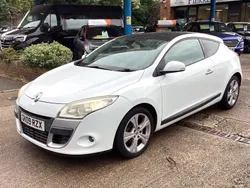 White Used 2009 Renault Mégane Coupé Dynamique Coupe | £3,995 (Fair price)