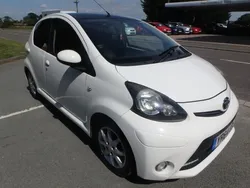 Multicoloured Used 2014 Toyota Aygo Hatchback | £2,950 (Fair price)