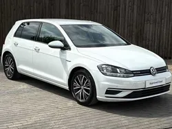 Used 2018 VW Golf VII SE | £13,699 (Fair price)