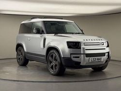 Hakuba silver Used 2021 Land Rover Defender First Edition SUV | £43,850 (Super price)