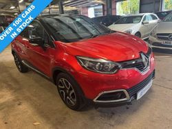 Red/black Used 2017 Renault Captur Dynamique SUV | £7,990 (Fair price)