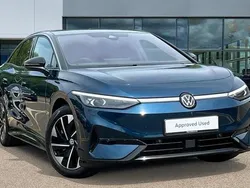 Aquamarine blue metallic black Used 2025 VW ID.7 Pro Sedan | £39,301 (Fair price)