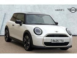 White Used 2025 Mini Cooper Exclusive Hatchback | £28,695