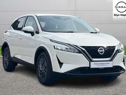White Used 2022 Nissan Qashqai Acenta Premium SUV | £17,694 (Good price)