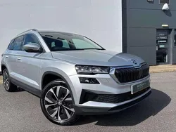 Brilliant silver metallic Used 2022 Skoda Karoq SE L SUV | £22,979 (Fair price)