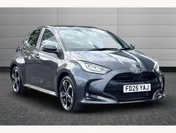 Decuma grey Used 2025 Toyota Yaris Hybrid Hatchback | £23,999 (Expensive)