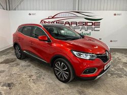 Red Used 2019 Renault Kadjar Version S SUV | £10,999 (Fair price)