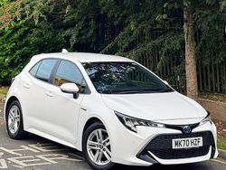 White Used 2020 Toyota Corolla Hatchback | £14,895 (Fair price)