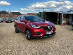 Red Used 2019 Renault Kadjar GT-Line SUV | £10,495 (Fair price)