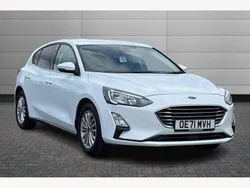 Frozen white Used 2022 Ford Focus Titanium Hatchback | £13,192 (Good price)