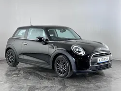 Black Used 2021 Mini Cooper Classic Hatchback | £15,350 (Fair price)