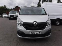 Silver Used 2019 Renault Trafic MPV | £9,995 (Good price)