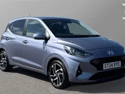 Blue Used 2024 Hyundai i10 Premium Hatchback | £15,592 (Fair price)