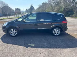 Black Used 2014 Ford S-MAX Titanium MPV | £4,590 (Good price)
