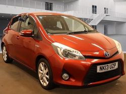 Used 2013 Toyota Yaris Hybrid | £7,795 (Expensive)