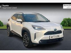 Used 2025 Toyota Yaris Hybrid Estate | £26,012 (A bit pricey)