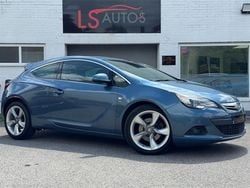 Blue Used 2017 Vauxhall Astra GTC SRi Hatchback | £7,195 (Fair price)