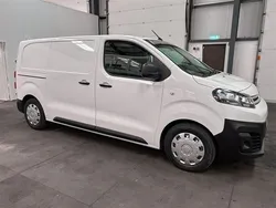 White Used 2022 Citroën Dispatch MPV | £14,988 (A bit pricey)