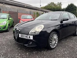 Black Used 2011 Alfa Romeo Giulietta Lusso Hatchback | £1,695 (A bit pricey)