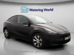 Black Used 2022 Tesla Model Y Long Range AWD SUV | £23,700 (Fair price)