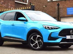 Blue New 2024 MG HS Trophy SUV | £18,450 (Good price)