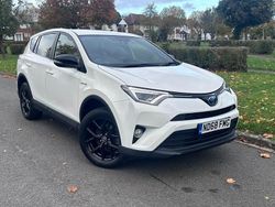 White Used 2019 Toyota RAV4 Hybrid SUV | £11,985 (Good price)