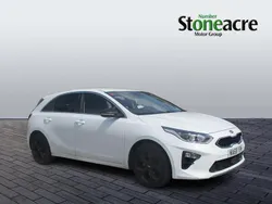 White Used 2018 Kia Ceed 3 Hatchback | £8,995 (Fair price)